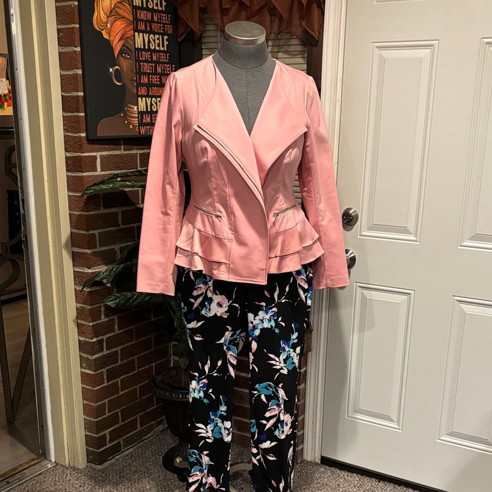 Lane Bryant Black Floral Pull-on Cropped Pants